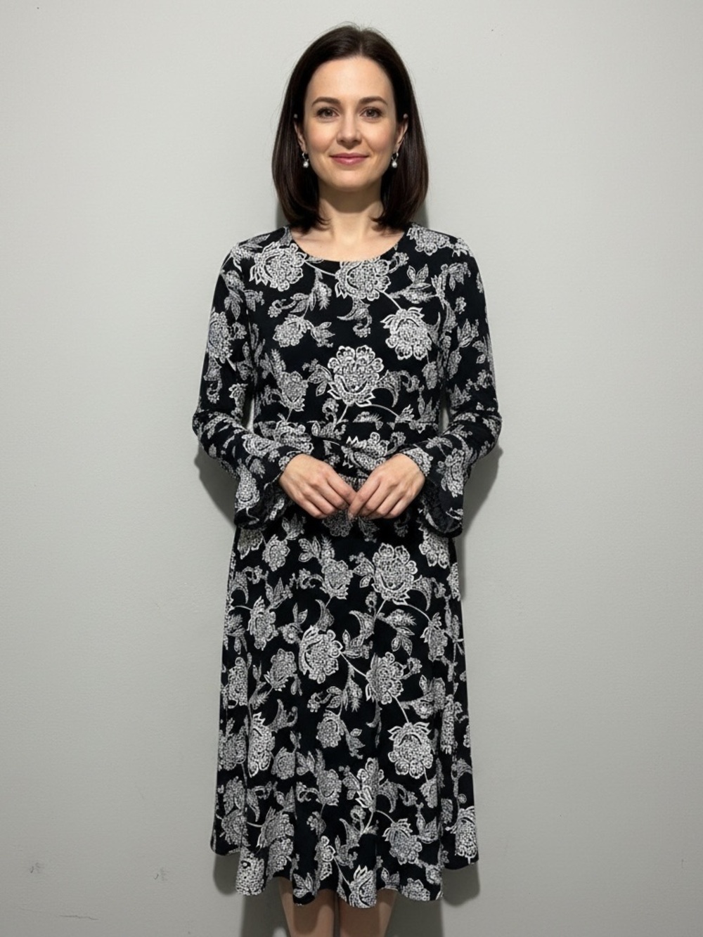 Marc New York Navy and White Floral Long Sleeve Midi Dress